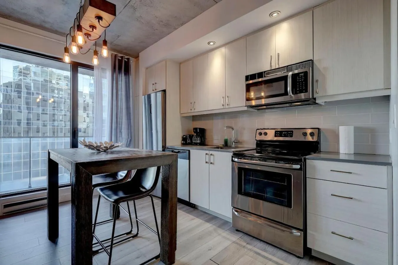 Comfy Studio In Old Port Montreal Zn0 Apartment